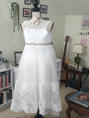 White Lace and Tulle Flower Girl Dress with Beaded Waistband